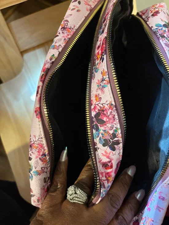 Betsey Johnson Floral Heart Large DOUBLE WRISTLET - NWOT - Picture 6 of 8